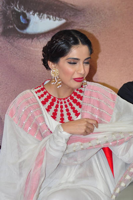 Actress Sonam Kapoor Smiling Face In White Dress 5